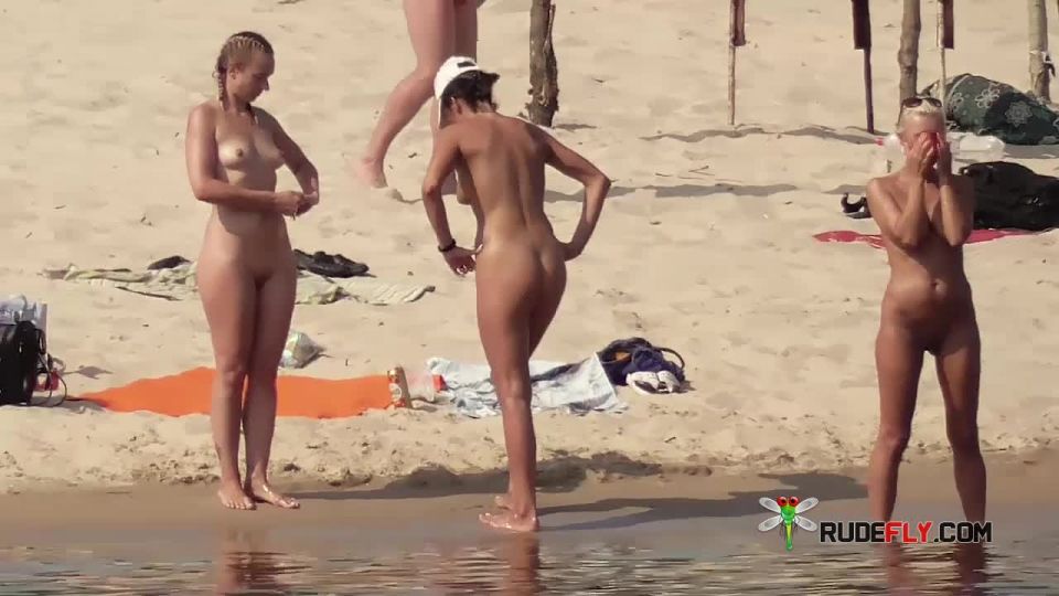 Nude Plage - BBC Bareback