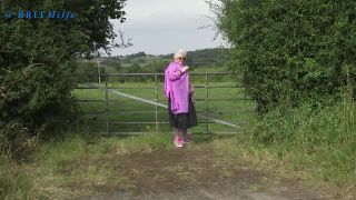 BritMilfs Naughty Granny Outdoors - British-4