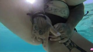 free adult clip 2 AvivaRocks - Masturbated in the sea  | fetish | amateur porn amateur pawg bimbo-4