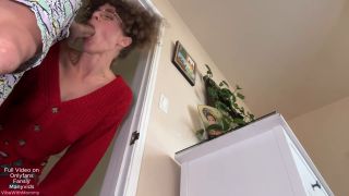 VibeWithMommy – Stepmom Gives the Accidental Dirtiest Anal for Christmas.-2