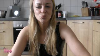 amateur fisting LissLonglegs - Soviel habe ich noch nie gepisst [HD 720P], clips on german porn-7