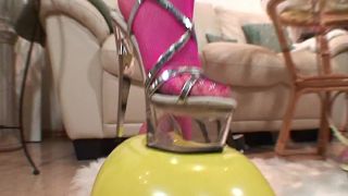 Footfetish 7788-BALLOON PUMPING IN STOCKINGS HIGH HEELS - (Feet porn)-5