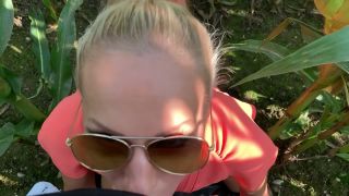 Throat GOAT - Amateur blonde facefucked in cornfield -  (FullHD 2023) New Porn-3