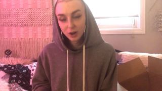 porn clip 23 smoking fetish xxx cutiepii33quinn  - trans queen of the year - unboxing [FullHD 1080p], fetish on shemale porn-6