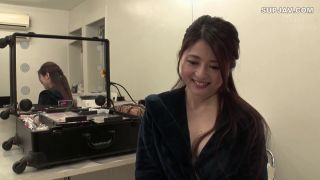 Reducing Mosaic MEYD-520 フェラチオが好きすぎて夫に内緒で応募してきた美人受付嬢の人妻涼子さん溜池デビュー！！-0