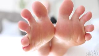 porn clip 49 Fetish Sinema – WEAK FOR FEET on feet porn jynx maze foot fetish-8