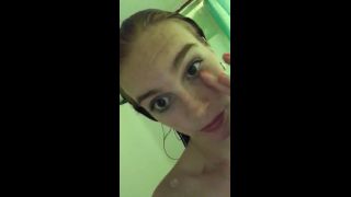 2017-08-03_shower_vid Voyeur-5