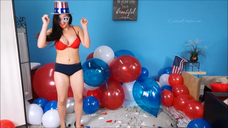 Custom Fetish - Roxys Memorial Day Balloon Fun - Fetish