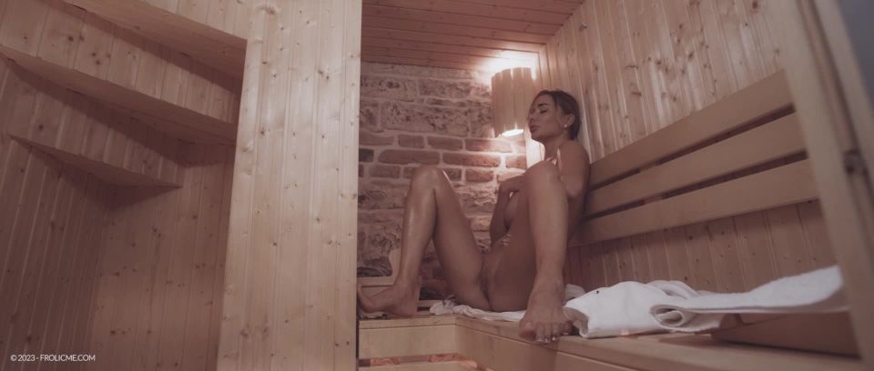 [FrolicMe] Venera Maxima Inner Glow [02.09.23] [1080p]