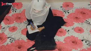Muslim Bhavi Fucks With Teacher In Bedroom - Hijab Girl-1
