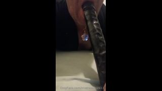 Miss Laura - mistresslaura11 () Mistresslaura - clip my slut sucking bbc because anthony won 08-12-2019-7