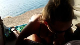 Blowjob At The Beach 1080p-3