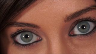 Custom Fetish - Vicki V Has Beautiful Eyes - Fetish-5