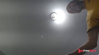 Meu marido me pegou no flagra mostrando o cuzinho pra outro no celular-9