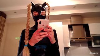 latex-girl.03731-2