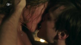Amanda da Gloria - Winterherz Tod in einer kalten Nacht (2018) HD 720p!!!-8