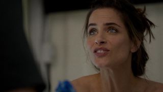 Amanda Peet – Togetherness s01e06-08 (2015) HD 720p!!!-8