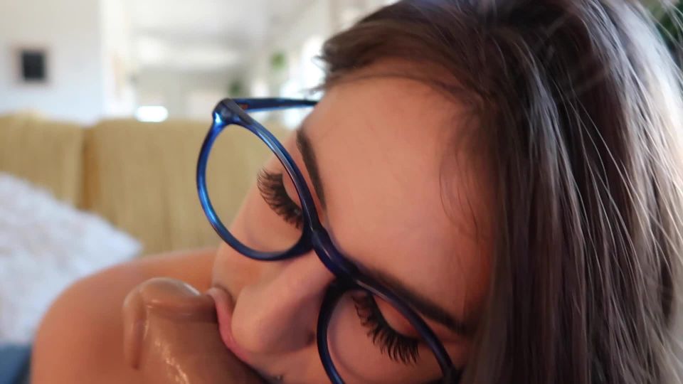 Audrey - Sloppy Bj And Cumming On Couch | milf | milf porn 