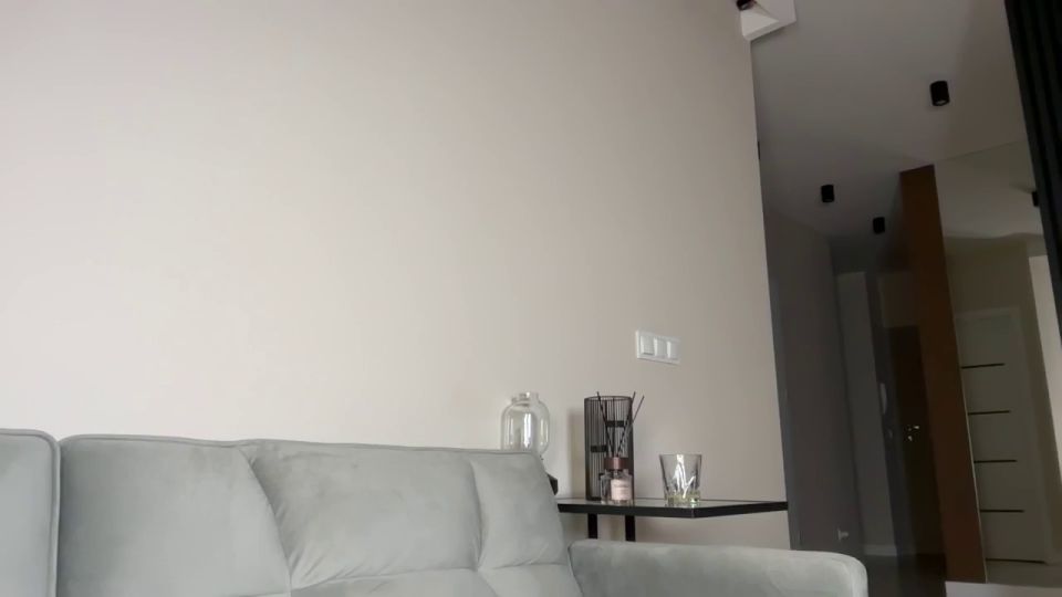 Julia Rles Solo Webcam Show: Seductive Sensuality Unveiled