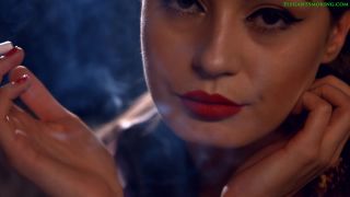 Anna Smokes Vs All White 120s In A Little Kimono.-4
