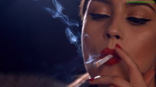 Anna Smokes Vs All White 120s In A Little Kimono.-5