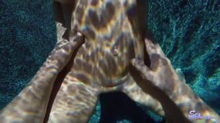 SexUnderwater e0694 Parker Swayze UW Model Training pt  2 (mp4)-0