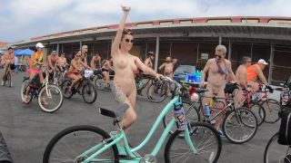 Bubbles_and_Bikes_-_WNBR_2018-3