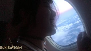 [Amateur] public Blowjob on an Airplane (Mile High Club)-0