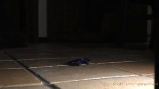 Italian Girlfriend fetish Italian Girlfriend aka italiangirlfriend - 07-22-2022 OnlyFans Video - Cheap diecast toy cars are su crunchy video-2