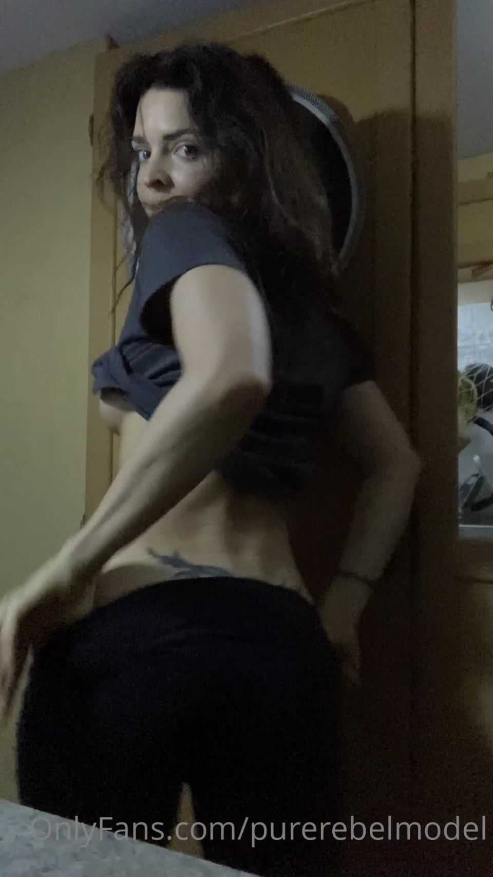 KristyJessica () Kristyjessica - just want to drink coffee and film things 25-07-2020