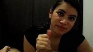 When She Does It, She Does It With A Smile On Her Facei Amateur!-0