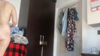 Hermina - Latin amateur pussy seems to be doing naked housework.-0
