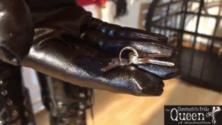 Femdom Porn Queen Dominatrix Frida – Suspension-8