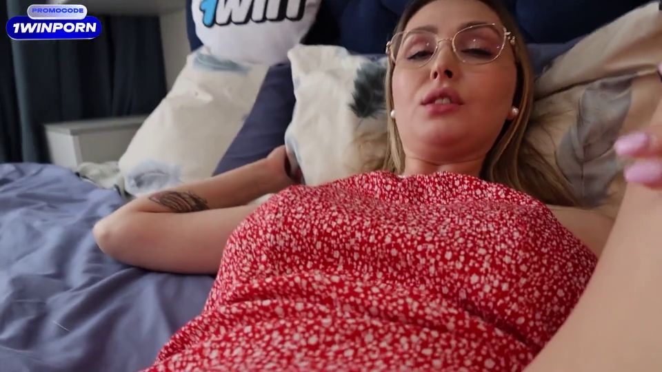 7102 Accidentally Touched my best Friend's Stepmom's Pussy  A...