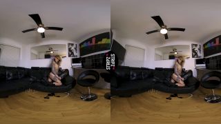 online porn video 27 Wanna Fuck Me : Lauren Brock [StripzVR] (UltraHD/2K 2048p) on virtual reality squashing fetish-8