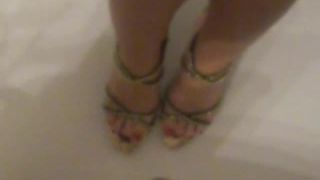 SexAndHotMegMDH NS auf High Heels-6