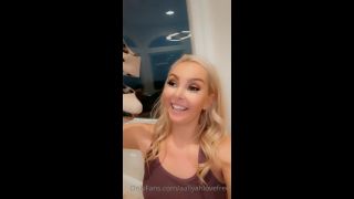 Onlyfans - Aaliyah Love - aaliyahlovefreeMy shoe broke and I fell in the middle of a scene Never a dull moment - 20-11-2021-6