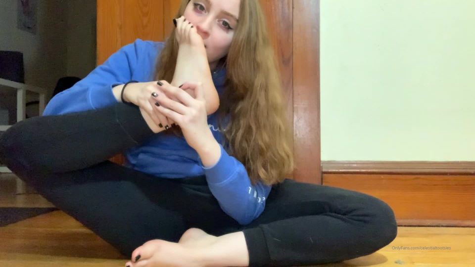 free porn video 45 celestialtootsies 04-01-2020 Silly self worship, foot fetish homemade on feet porn 