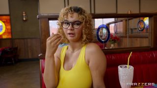 Mellanie Monroe, Crystal Chase - Greasy Diner Anal Escapade  Watch XXX Online HD.-1