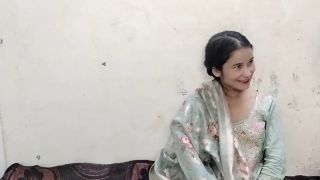 Pornstar Bhabhi ko jabar dasti chuchi daba kar pela pregnant ho gyi-3