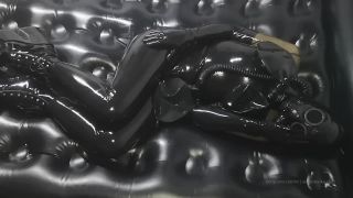 vicky d pbMore gas mask trials with the new Fantomas-2