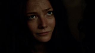 Jessica Parker Kennedy, Clara Paget – Black Sails s02e02 (2015) HD 1080p - [Celebrity porn]-8