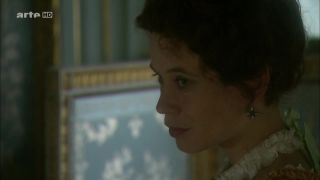 Emily Cox – Eine konigliche Affare (2011) HD 720p!!!-0