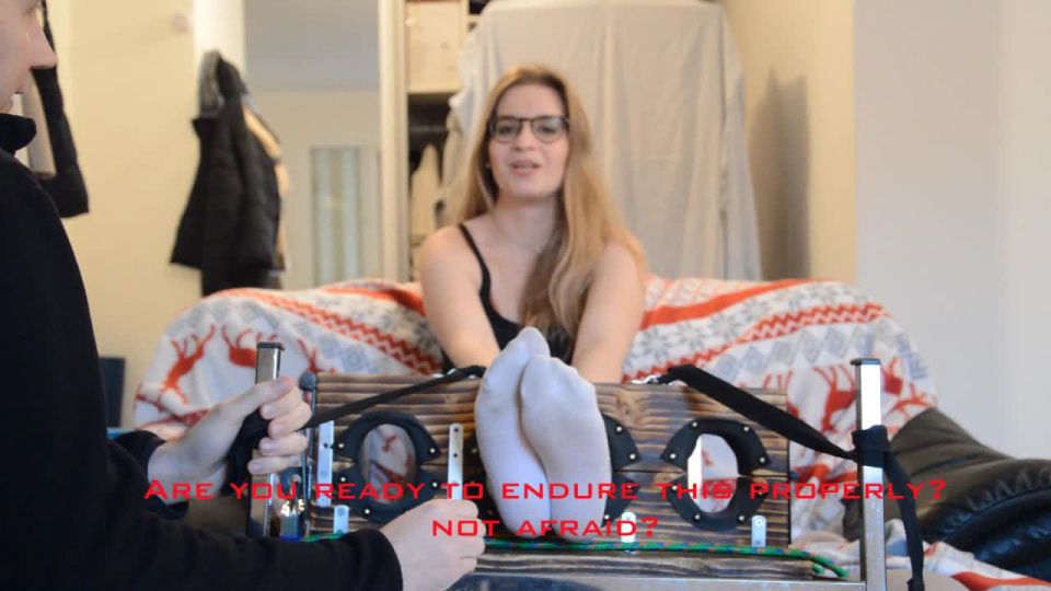 free video 34 [tickle-torture.com] BeautifulGirlsTickledProductions Emma tried our stocks for the new year 2020 - tickle - feet porn foot fetish food