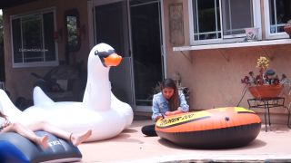 Custom Fetish - Vivi and Madison Inflatable BTS - Fetish-8