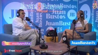 [GetFreeDays.com] Mejor que sus juguetes MollySmith squirtea en la mquina Sybian en el Podcast de Juan Bustos Sex Stream February 2023-2