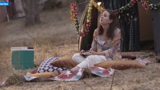 Gaby Hoffmann – Transparent s02e09 (2015) HDTV 1080p!!!-8