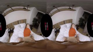 – Hot delivery – Marcus London & Tiffany Watson | virtual reality | reality -7