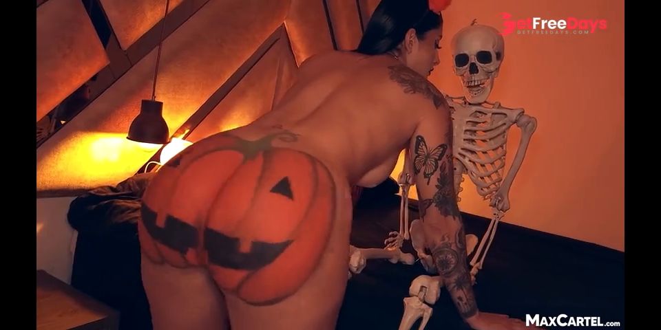 [GetFreeDays.com] Voodoo Whore gets creampie in her asshole Sex Leak January 2023