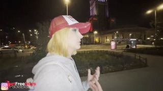 I let my viewer who met me in the city fuck me in the pussy - POLISH PORN-2